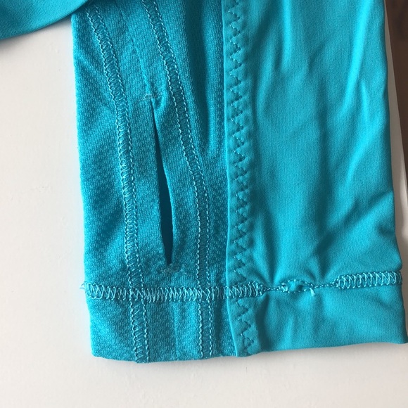 lightly used turquoise lululemon longsleeve - Picture 3 of 7